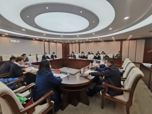 净月高新区召开老旧住宅区物业管理攻坚工作调度会